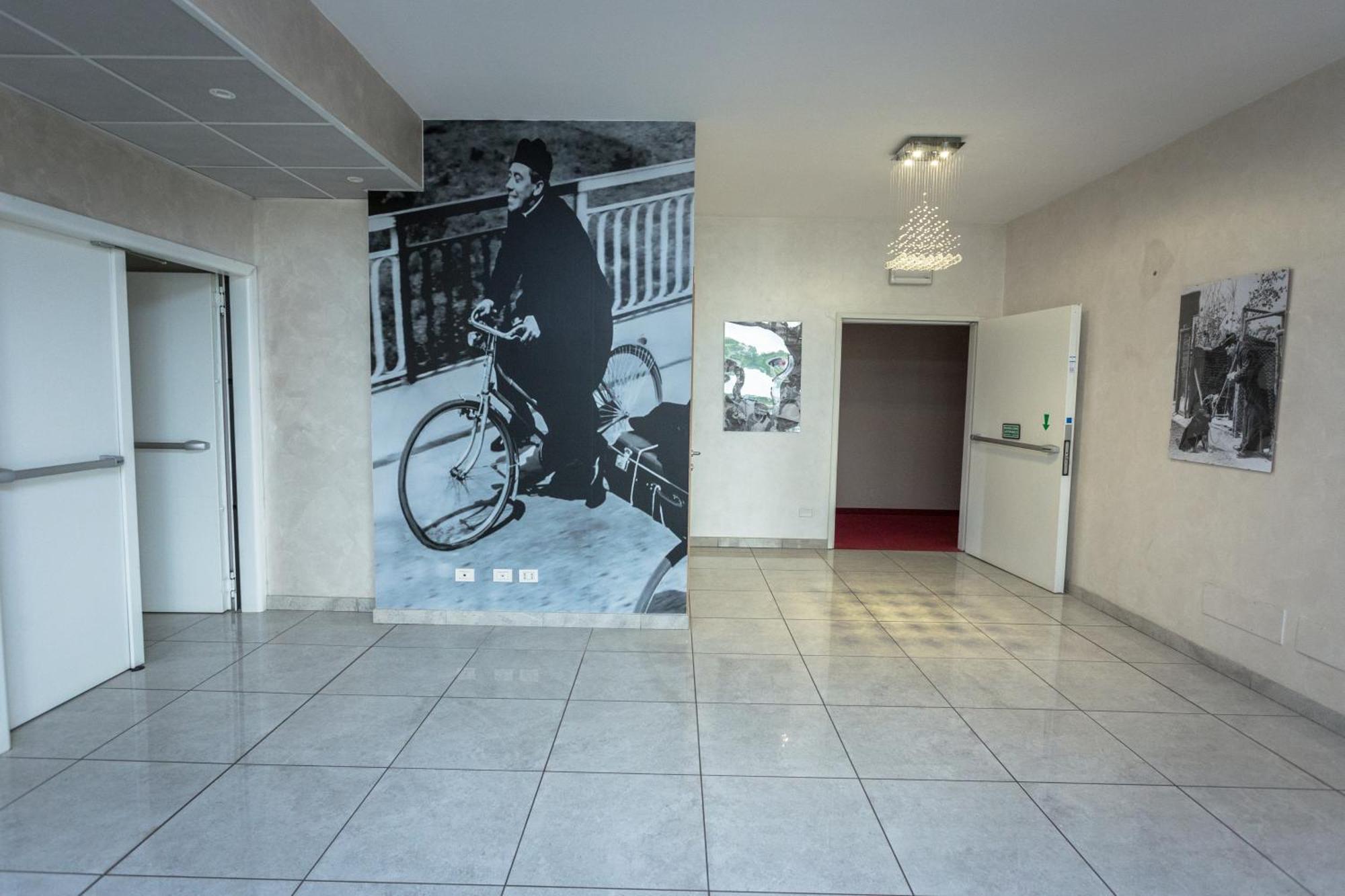 Hotel Don Camillo Брешелло Экстерьер фото